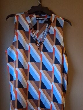 Karl Lagerfeld Geometric Sleeveless V-Neck Top in Brown, Blue and Black
